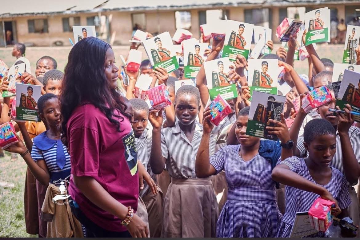 Selase giving back
